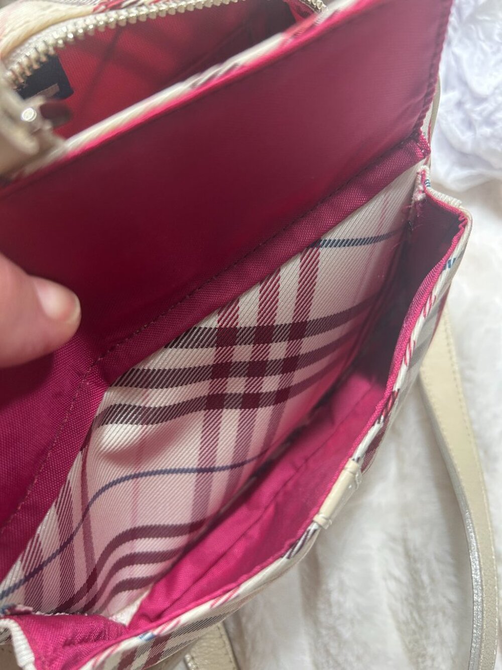 Authentic Burberry Blue Label Nova Check Nylon Crossbody Bag - Japan Exclusive - Picture 9 of 12